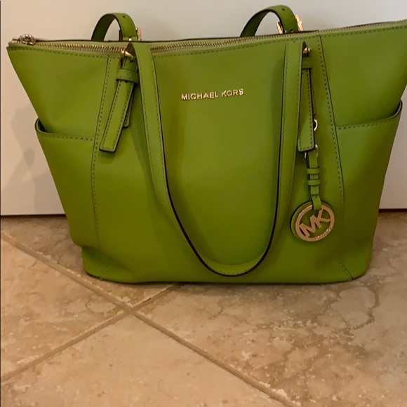 Michael Kors Handbags - Michael Kors Purse